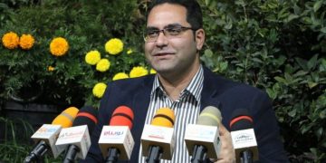 بازار گل در غرب تهران افتاح شد