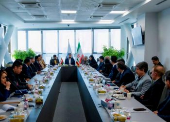 ایجاد پل های ارتباطی جدید ایران و عمان