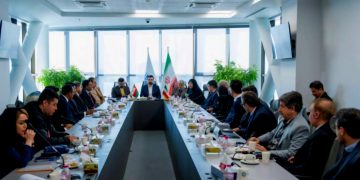 ایجاد پل های ارتباطی جدید ایران و عمان