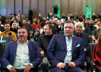 علی دایی سفیر یک برند ژاپنی شد؛ رونمایی رسمی ساعت‌های «ریچنست» در تهران